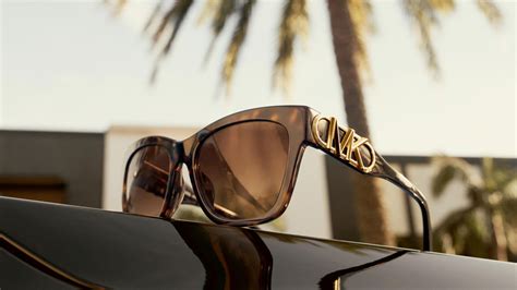 EssilorLuxottica and Michael Kors Extended Licensing 